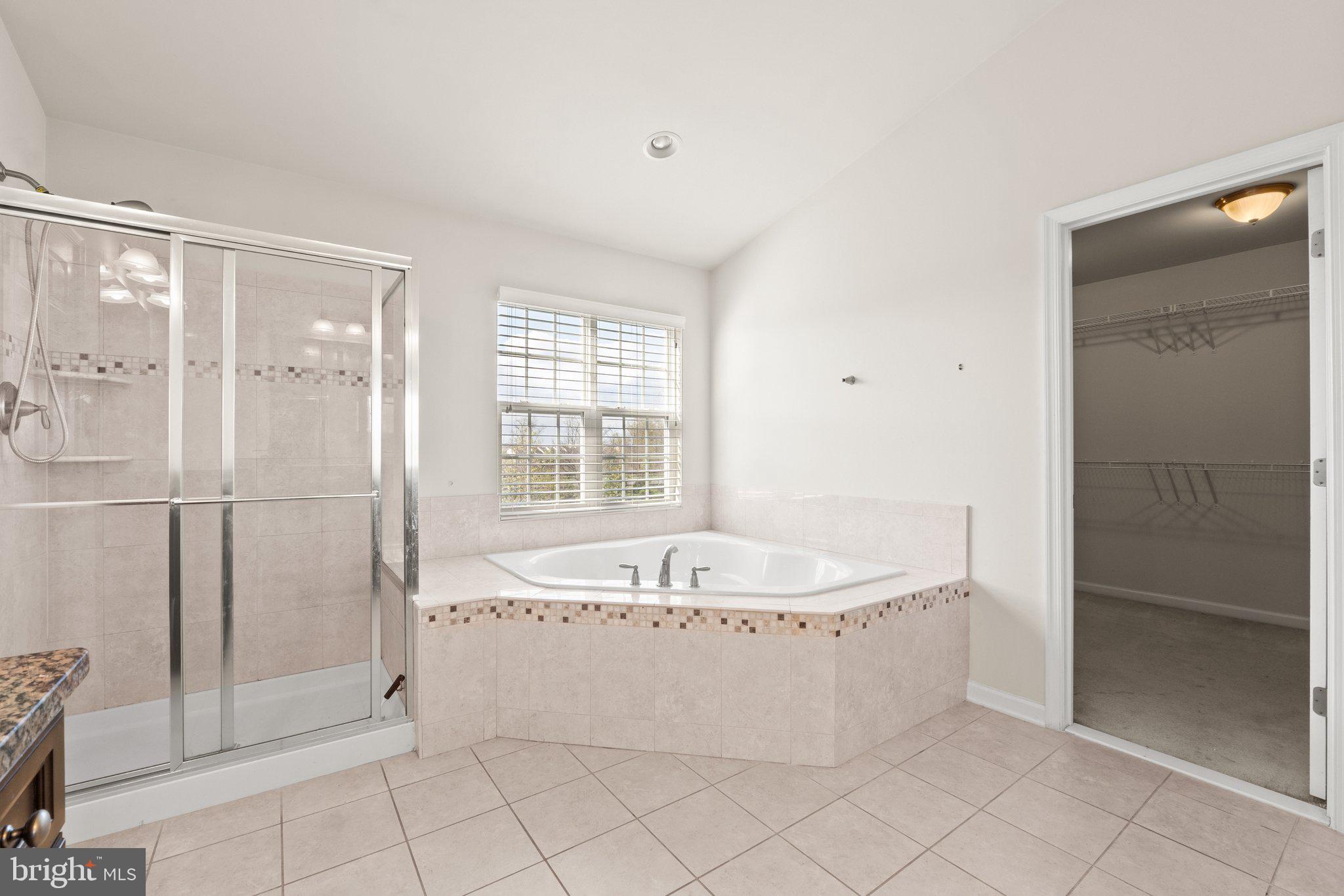 UNIVERSITY VILLAGE - Residential Lease