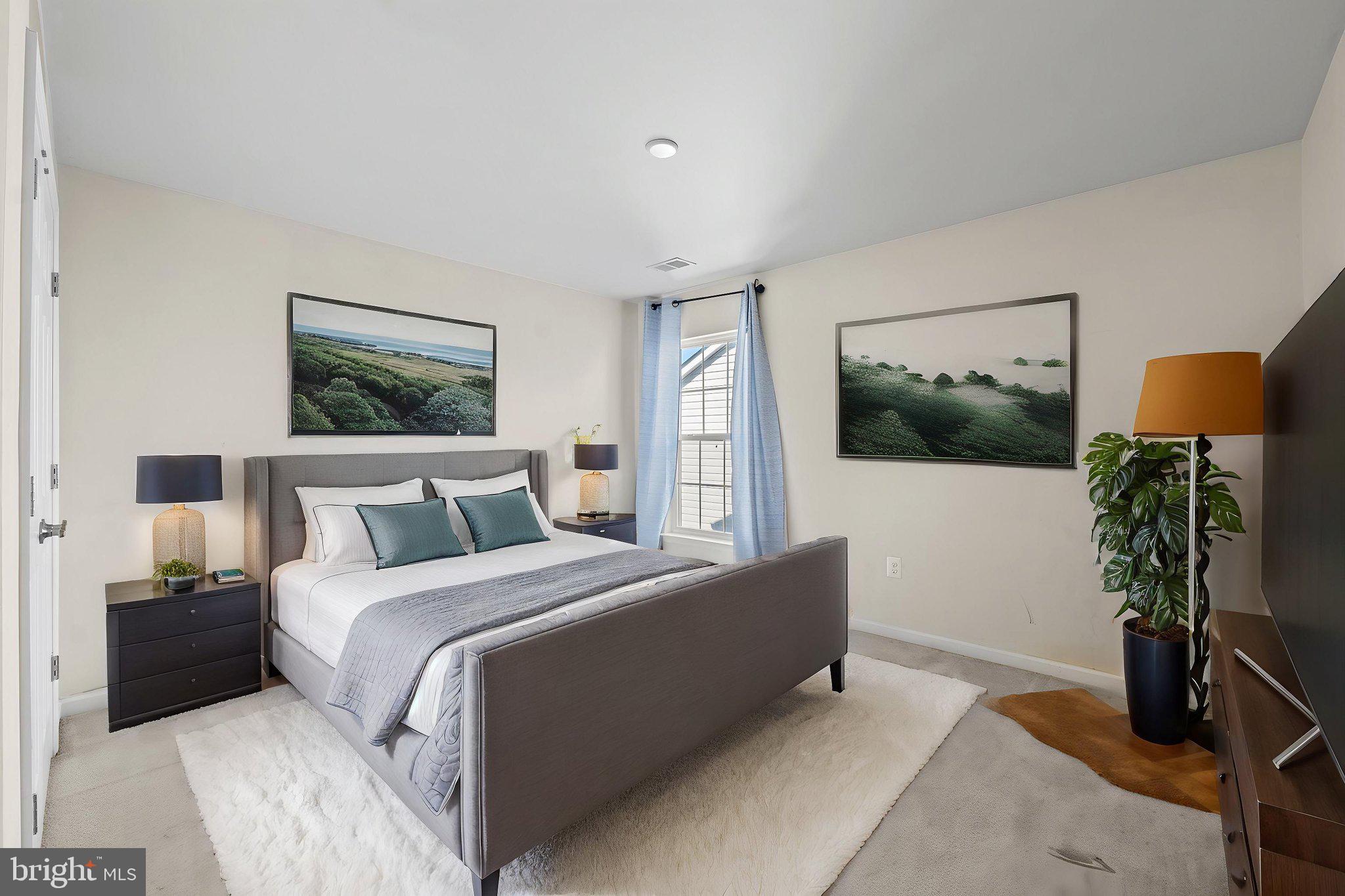 UNIVERSITY VILLAGE - Residential Lease