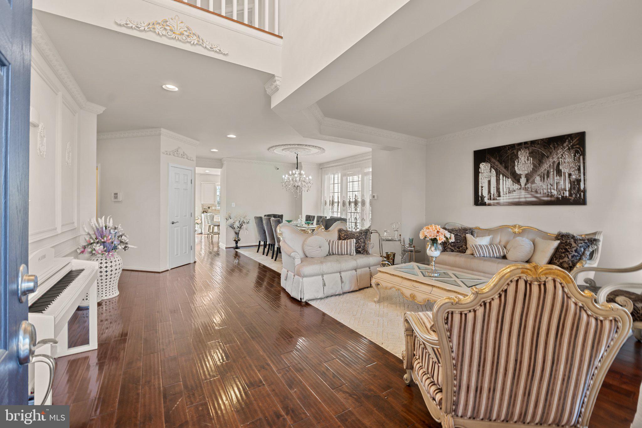 UNIVERSITY VILLAGE - Residential Lease