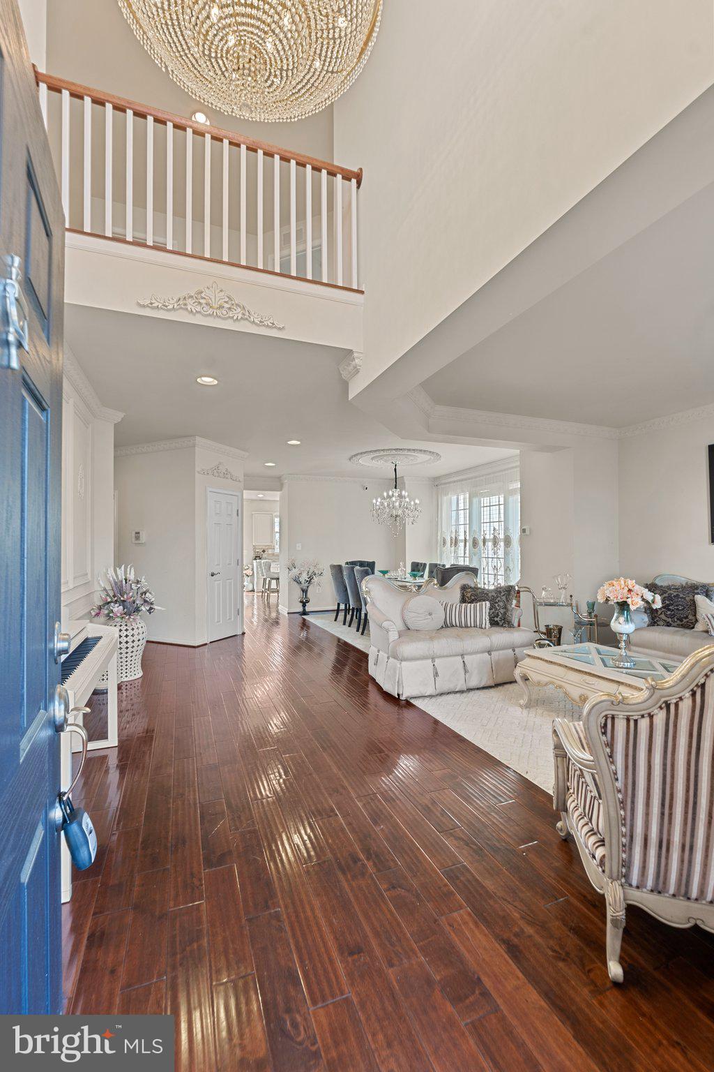 UNIVERSITY VILLAGE - Residential Lease