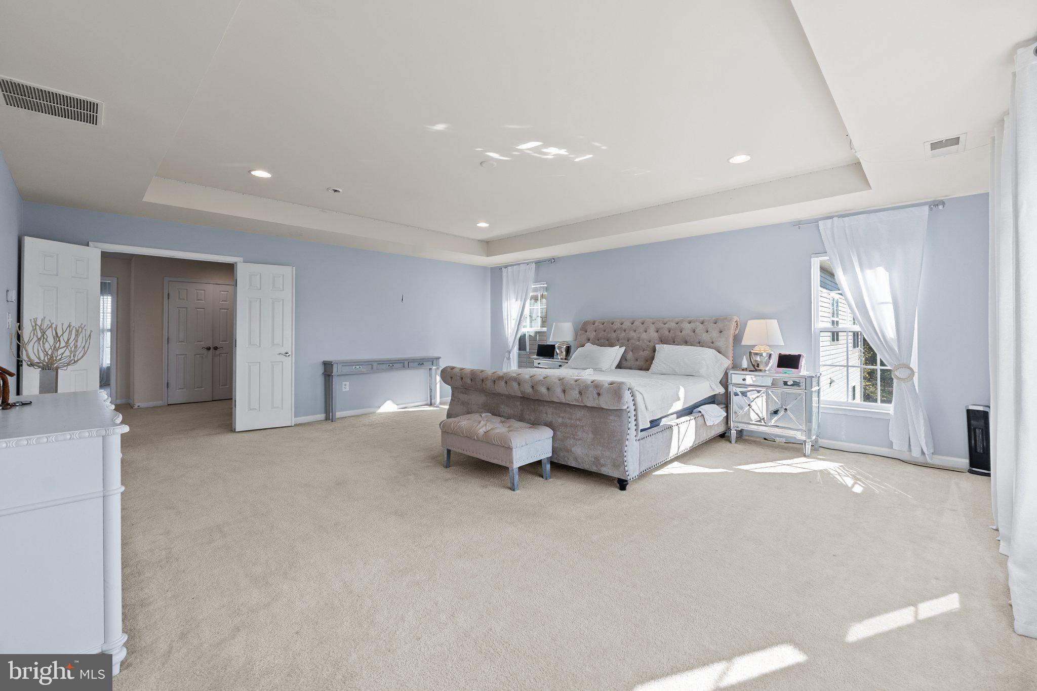 UNIVERSITY VILLAGE - Residential Lease