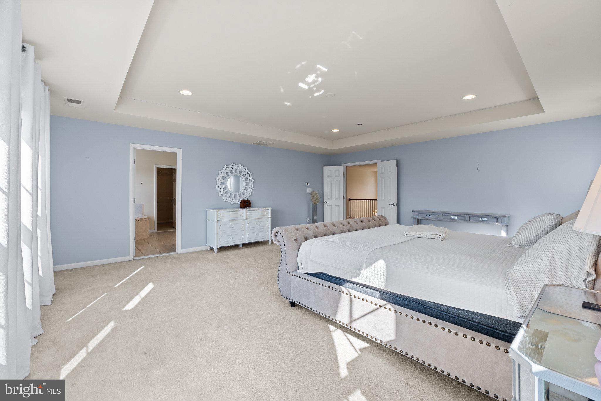 UNIVERSITY VILLAGE - Residential Lease