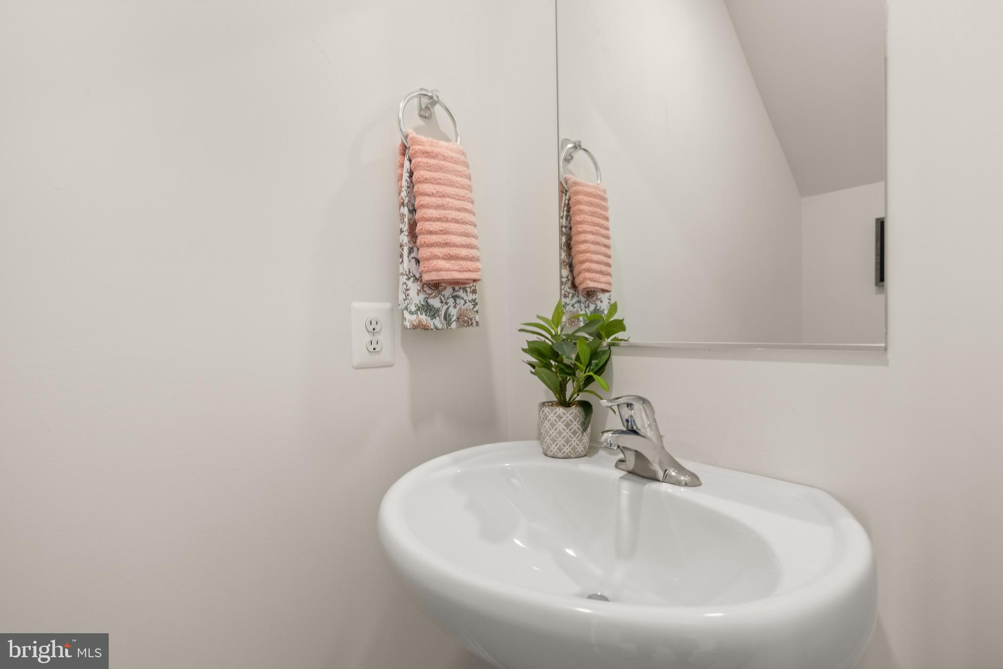 BROOKFIELD - Residential