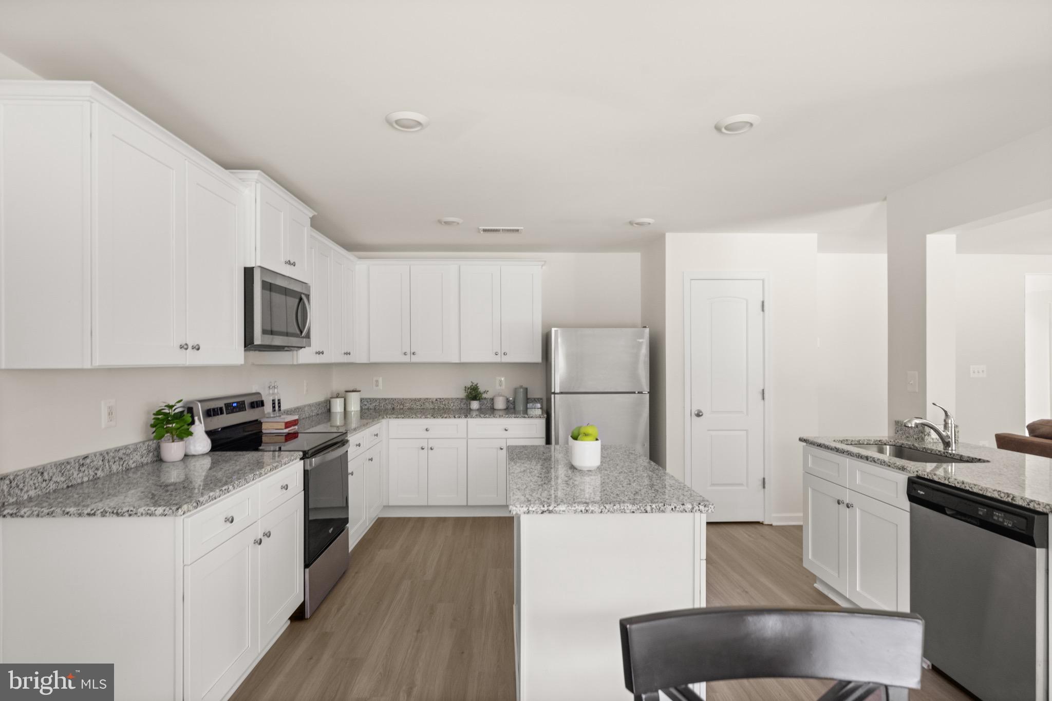 BROOKFIELD - Residential