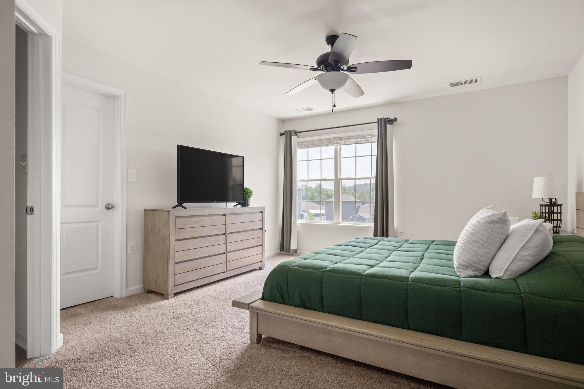 BROOKFIELD - Residential