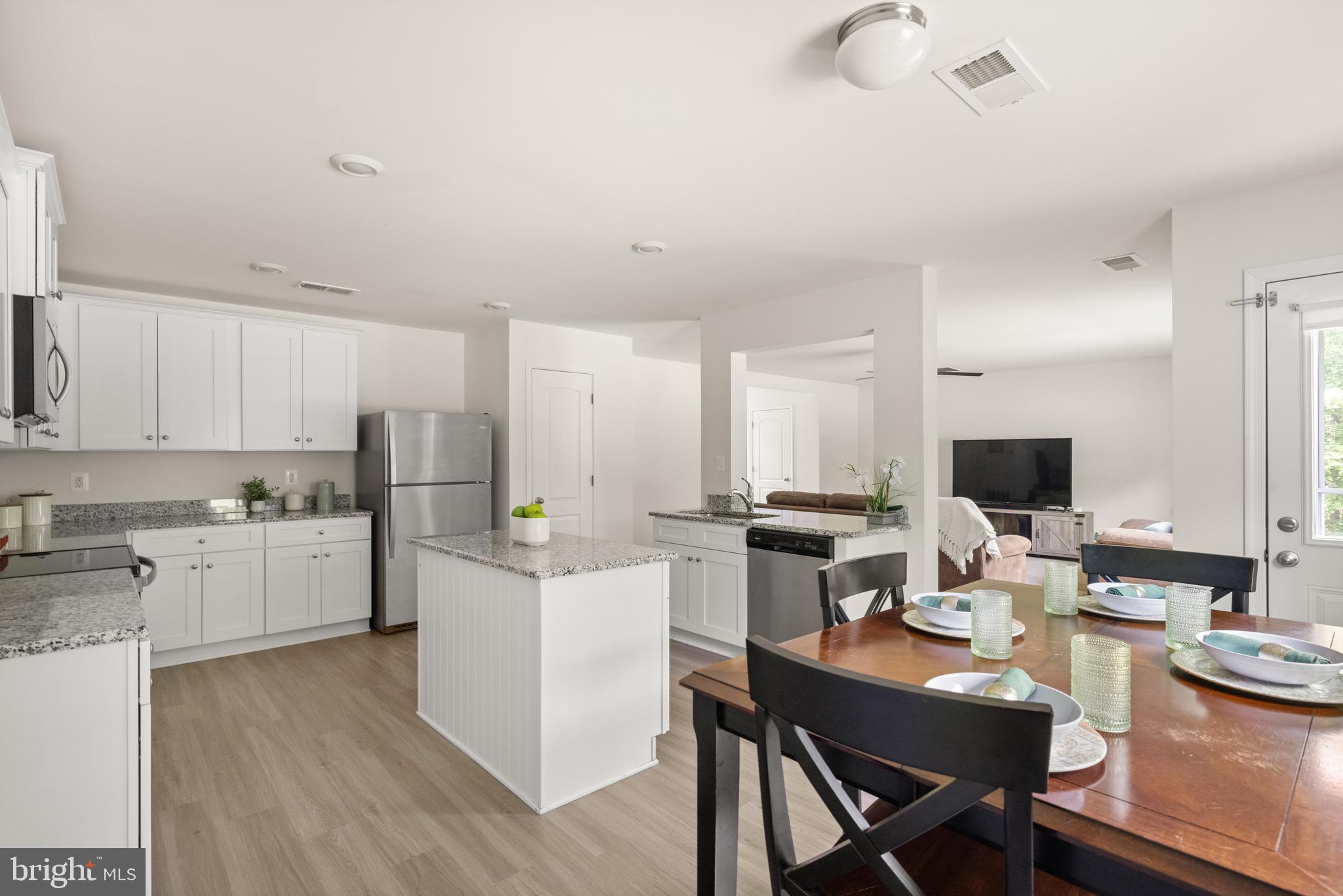 BROOKFIELD - Residential