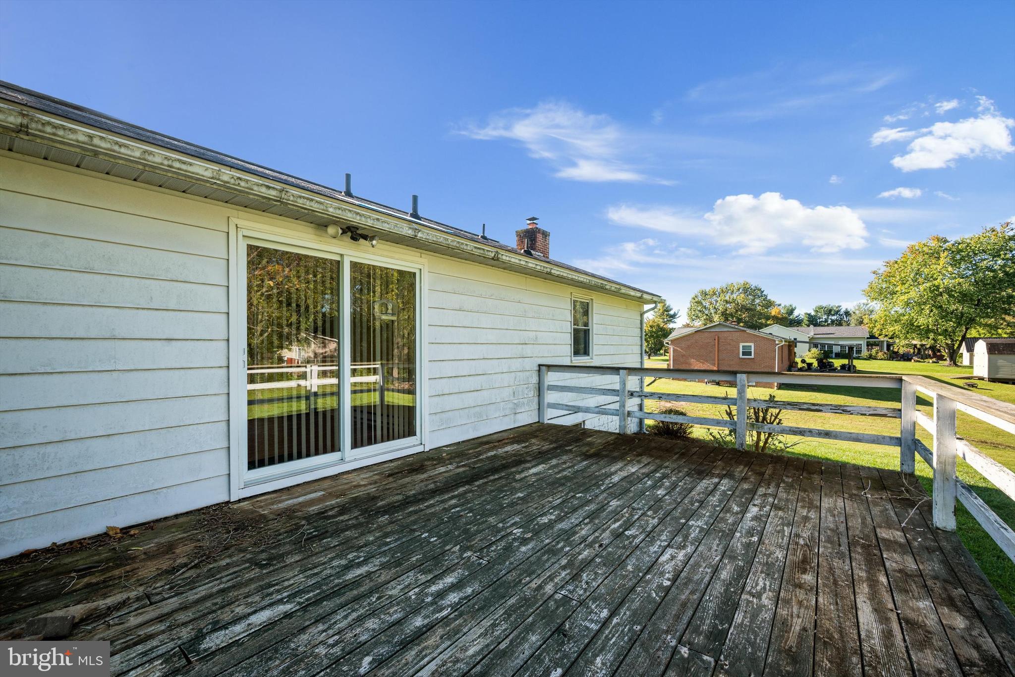 WAKELAND MANOR - Residential