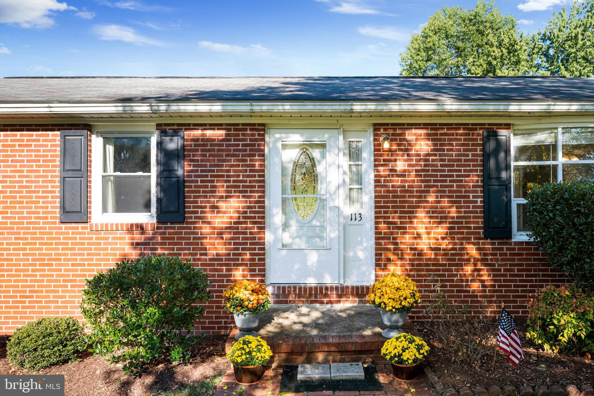 WAKELAND MANOR - Residential