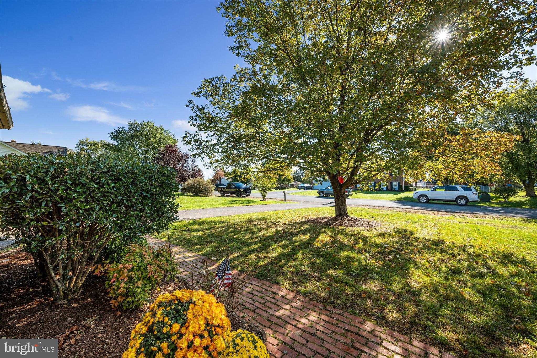 WAKELAND MANOR - Residential