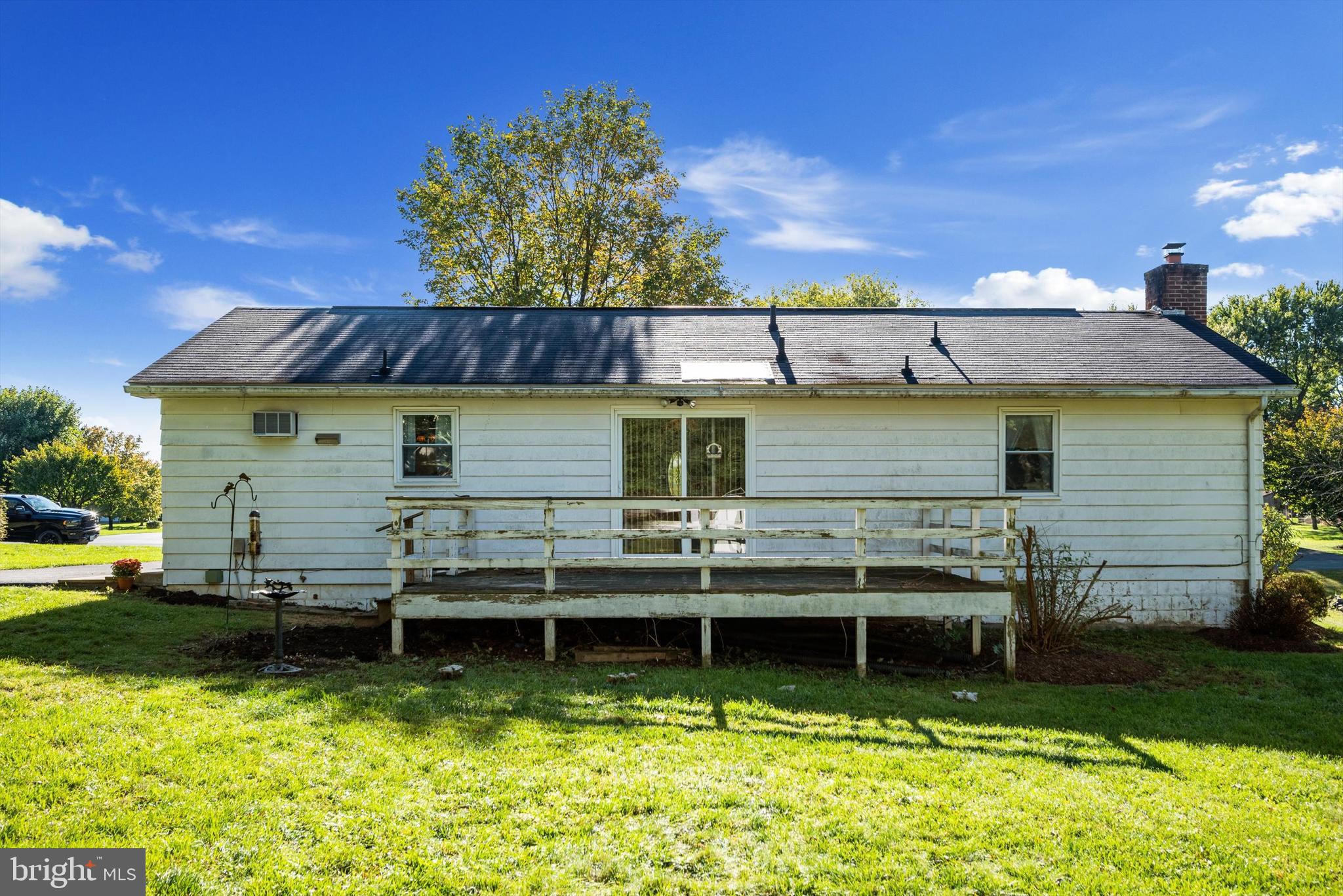 WAKELAND MANOR - Residential