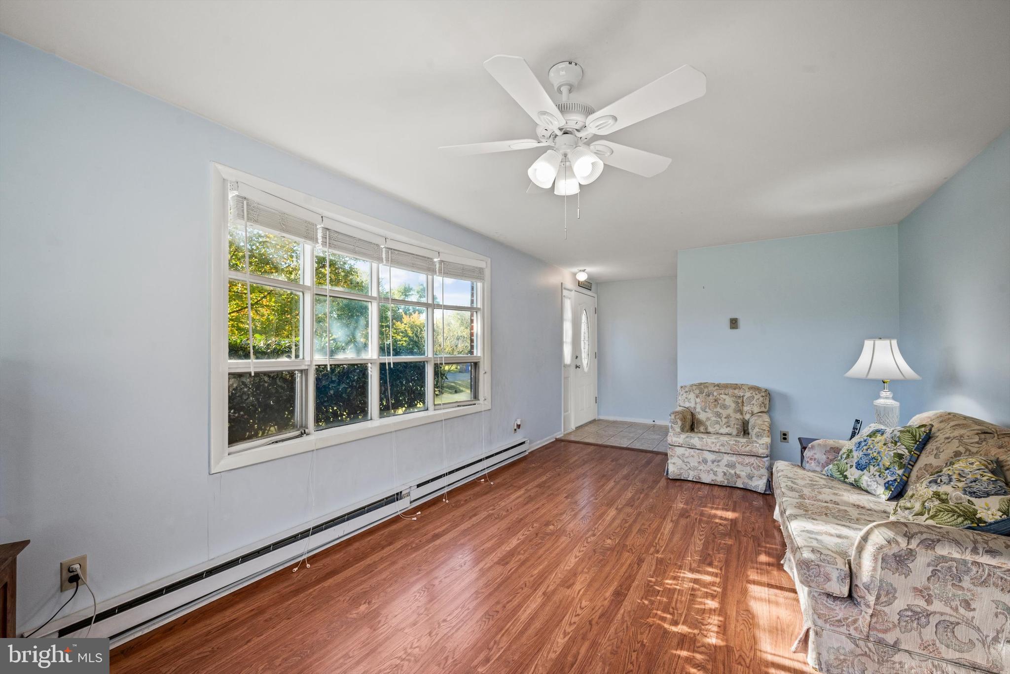 WAKELAND MANOR - Residential