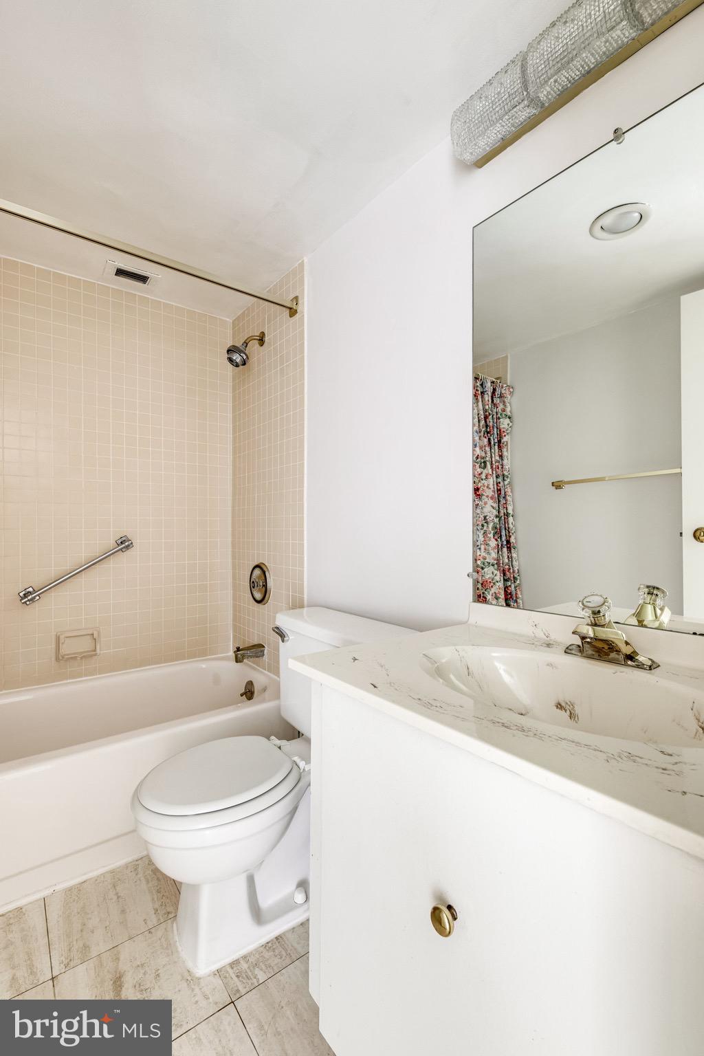 ALEXANDRIA HOUSE - Residential