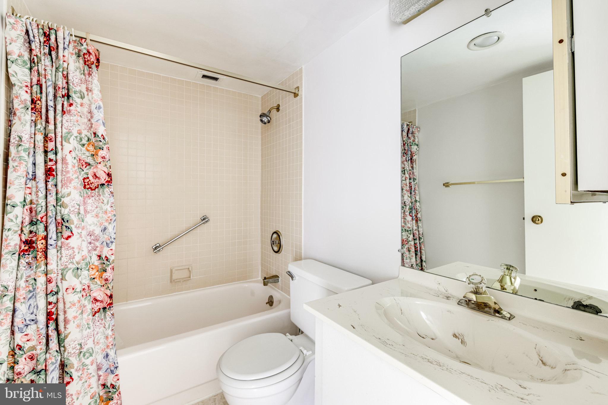 ALEXANDRIA HOUSE - Residential