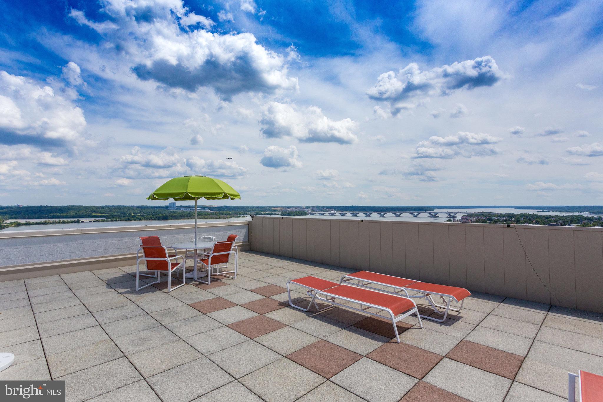 ALEXANDRIA HOUSE - Residential