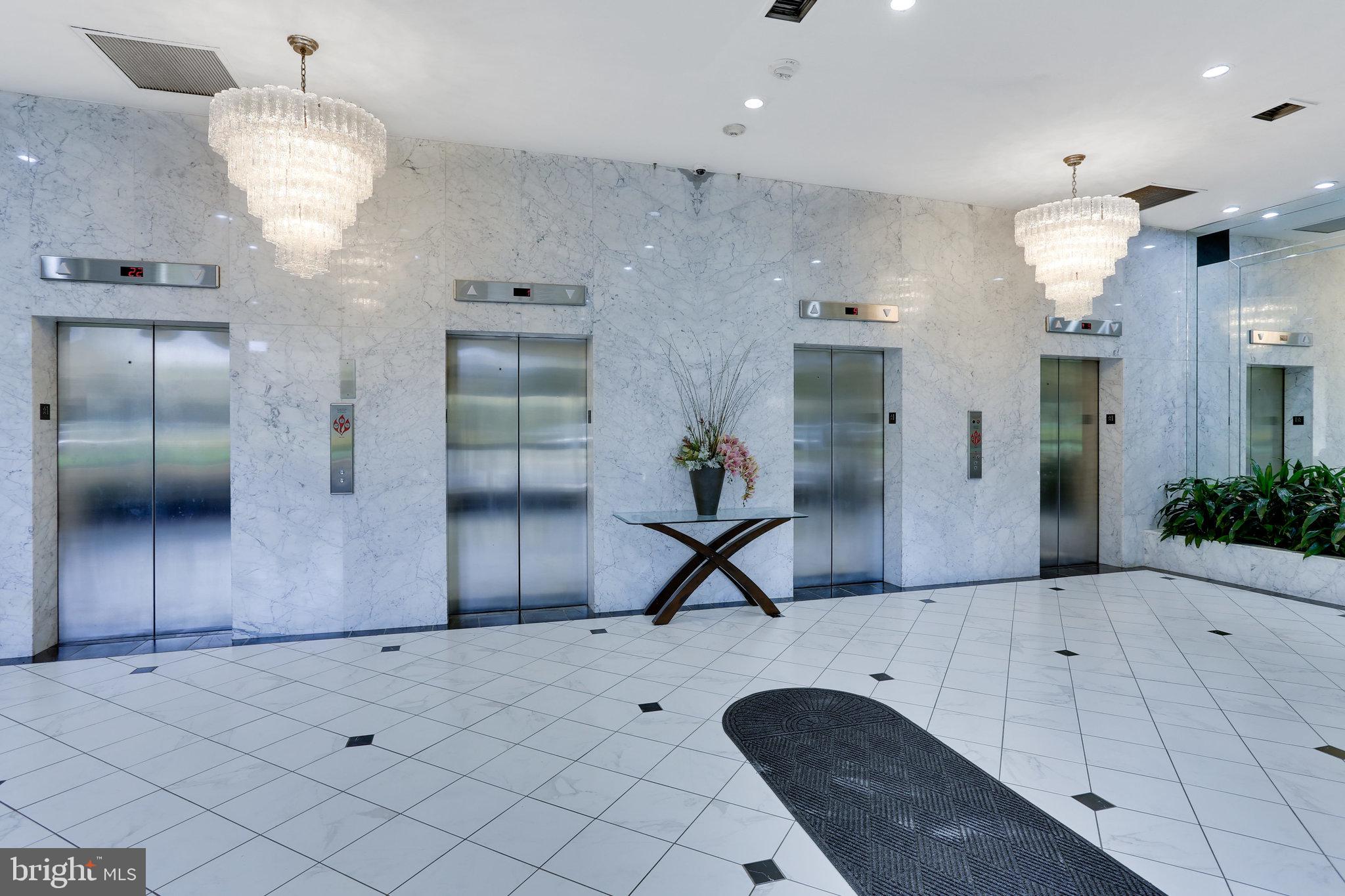 ALEXANDRIA HOUSE - Residential