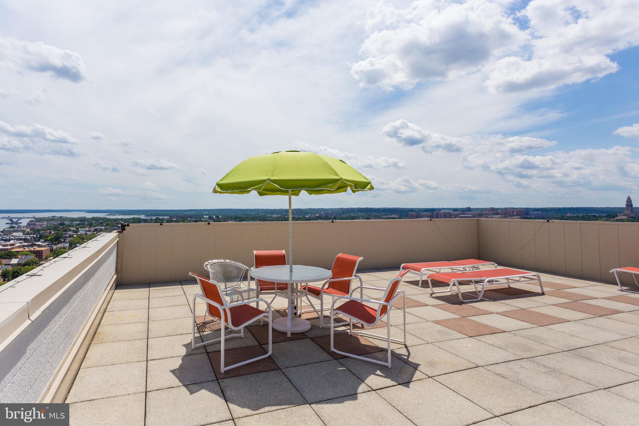 ALEXANDRIA HOUSE - Residential