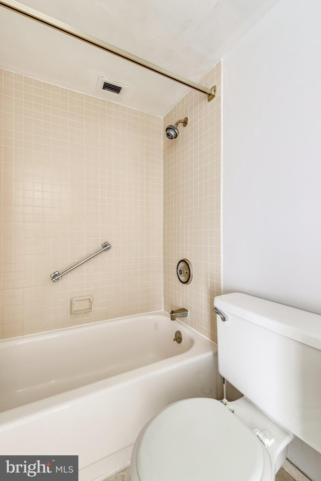 ALEXANDRIA HOUSE - Residential