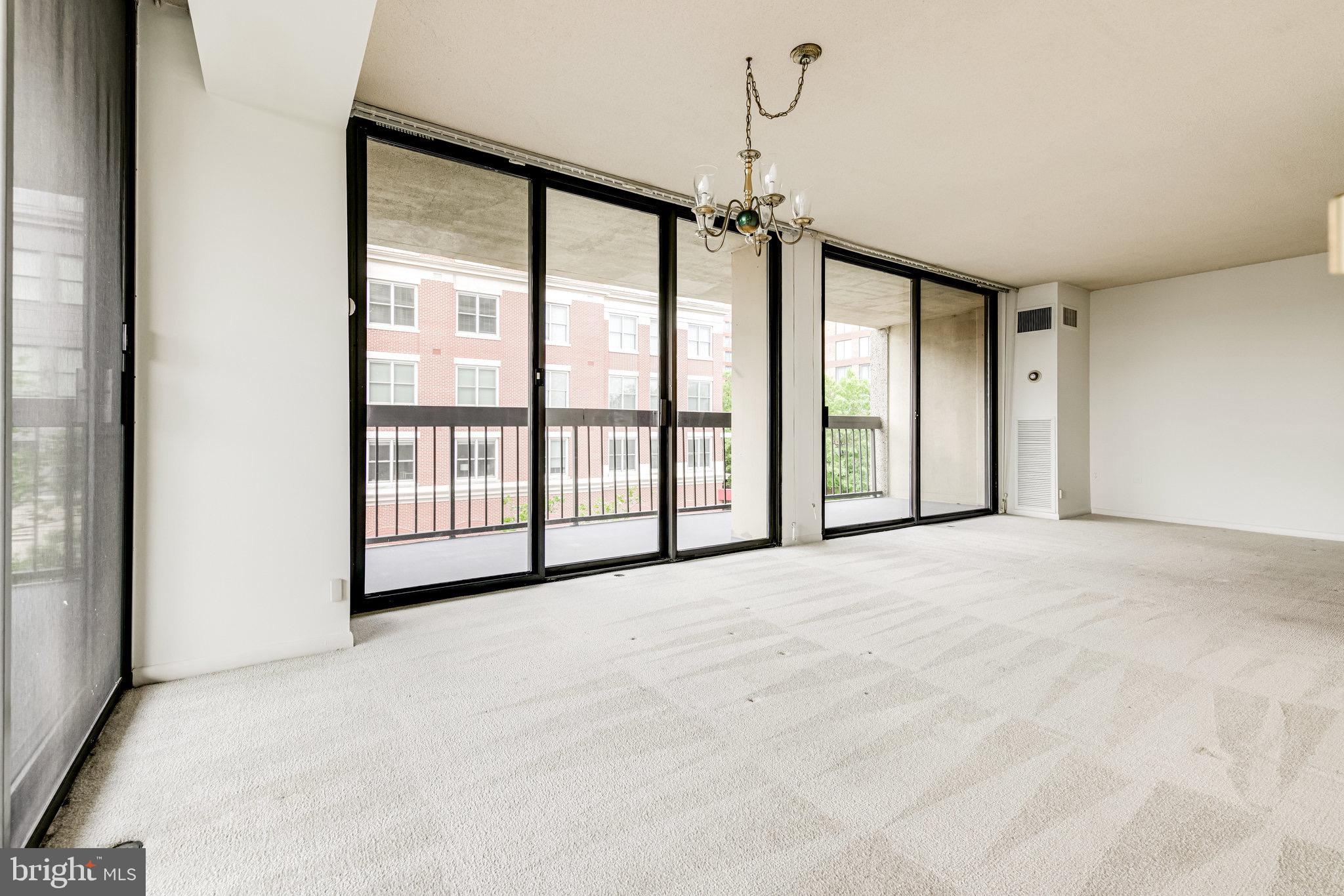 ALEXANDRIA HOUSE - Residential