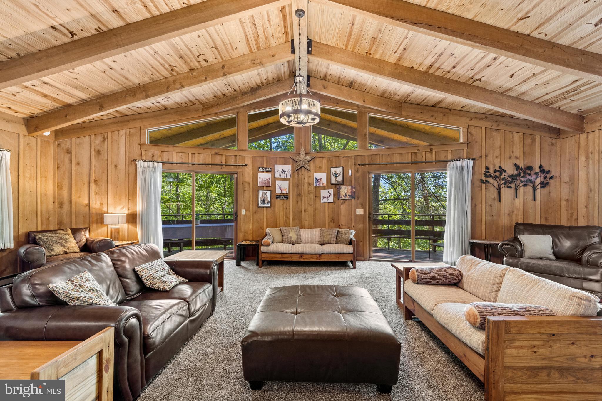 MASSANUTTEN - Residential