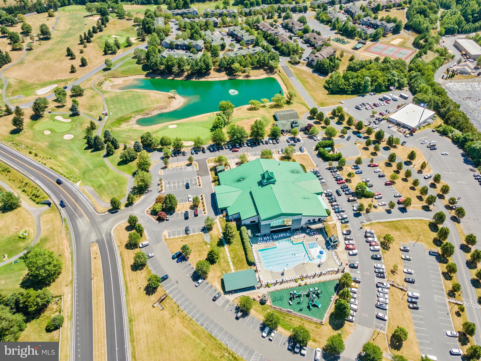 MASSANUTTEN - Residential