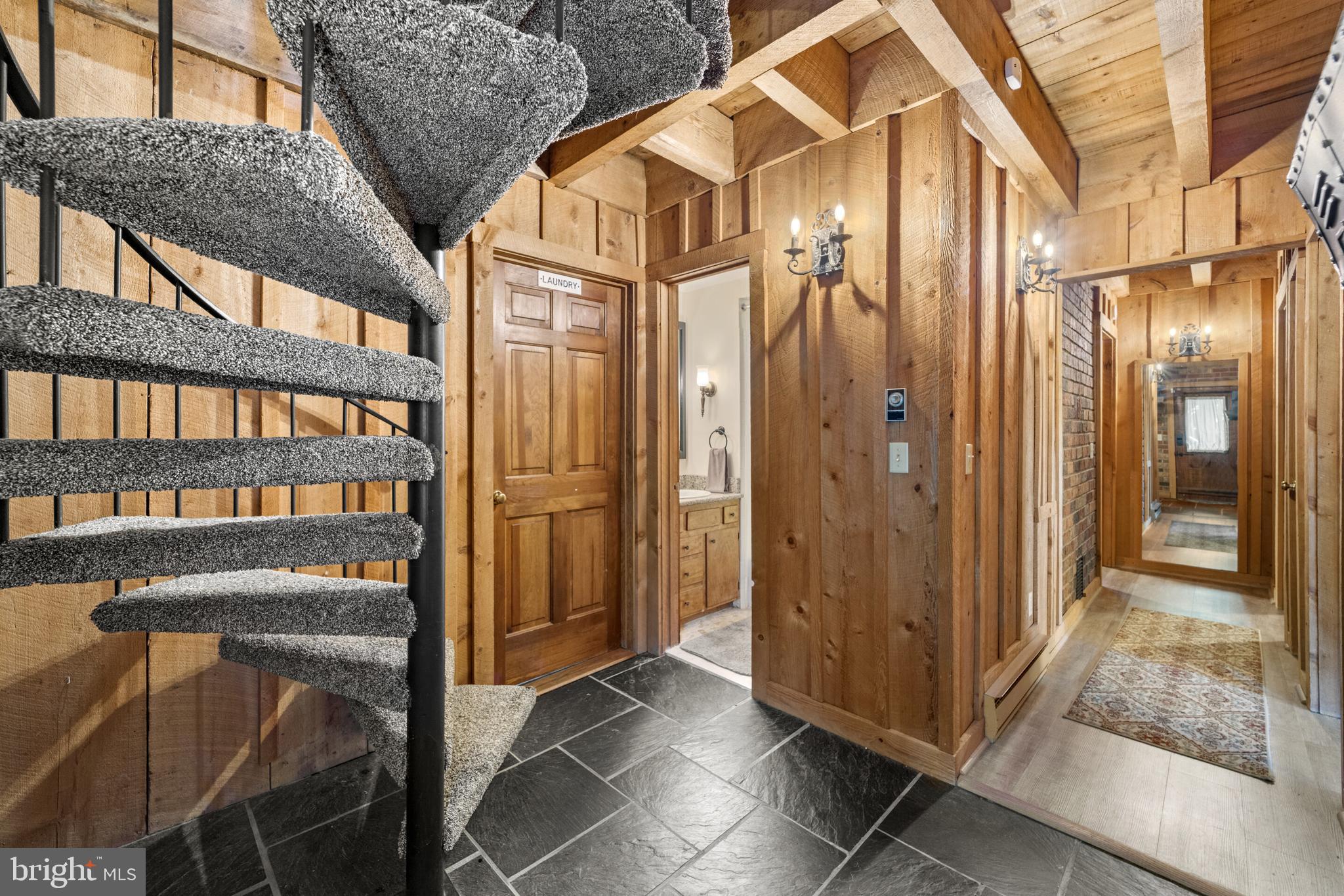 MASSANUTTEN - Residential