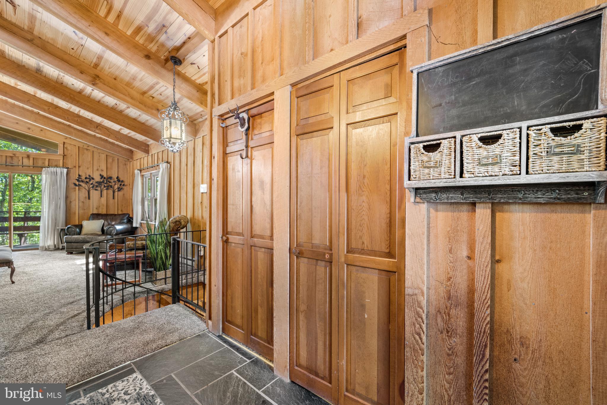 MASSANUTTEN - Residential