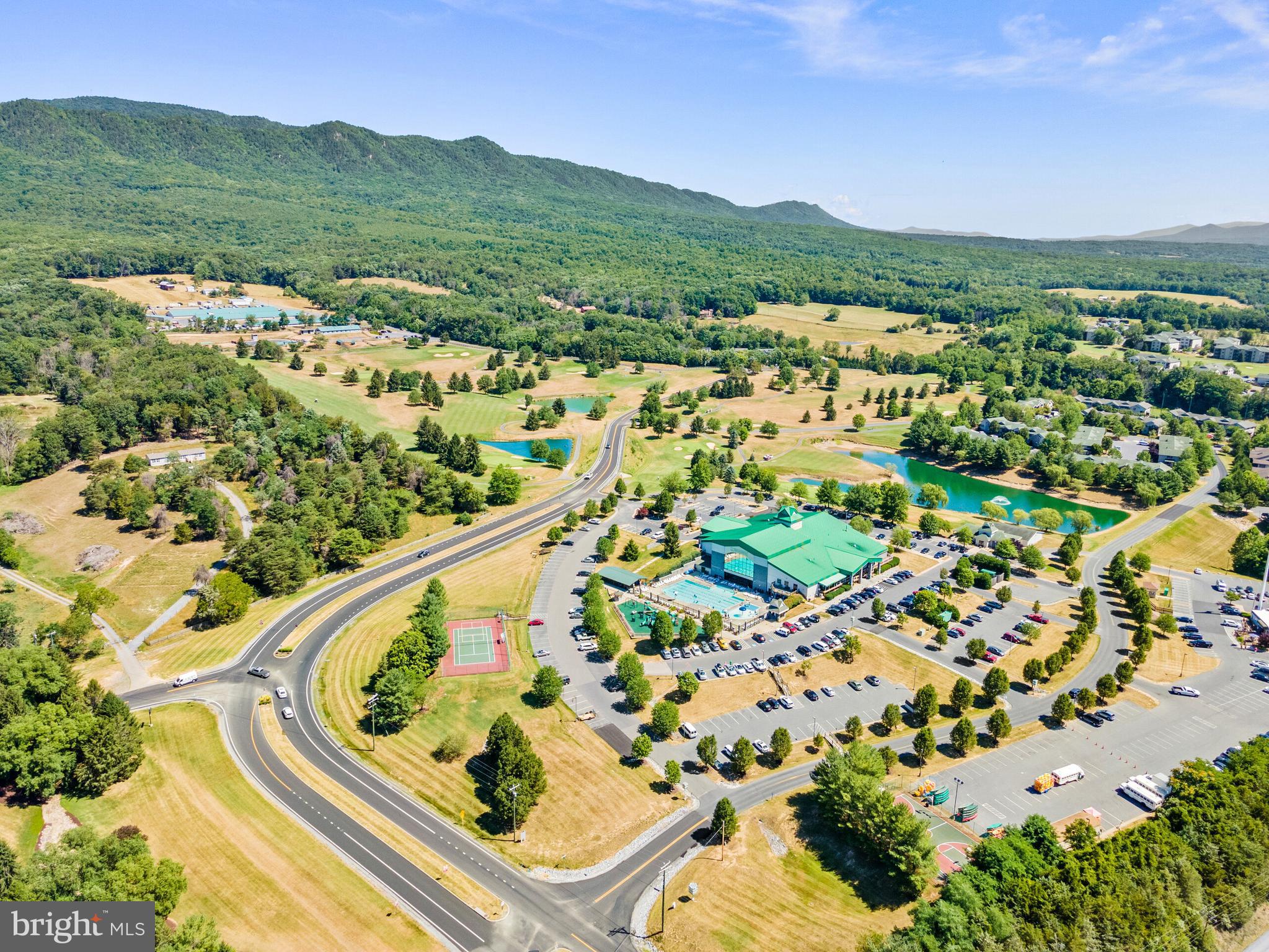 MASSANUTTEN - Residential