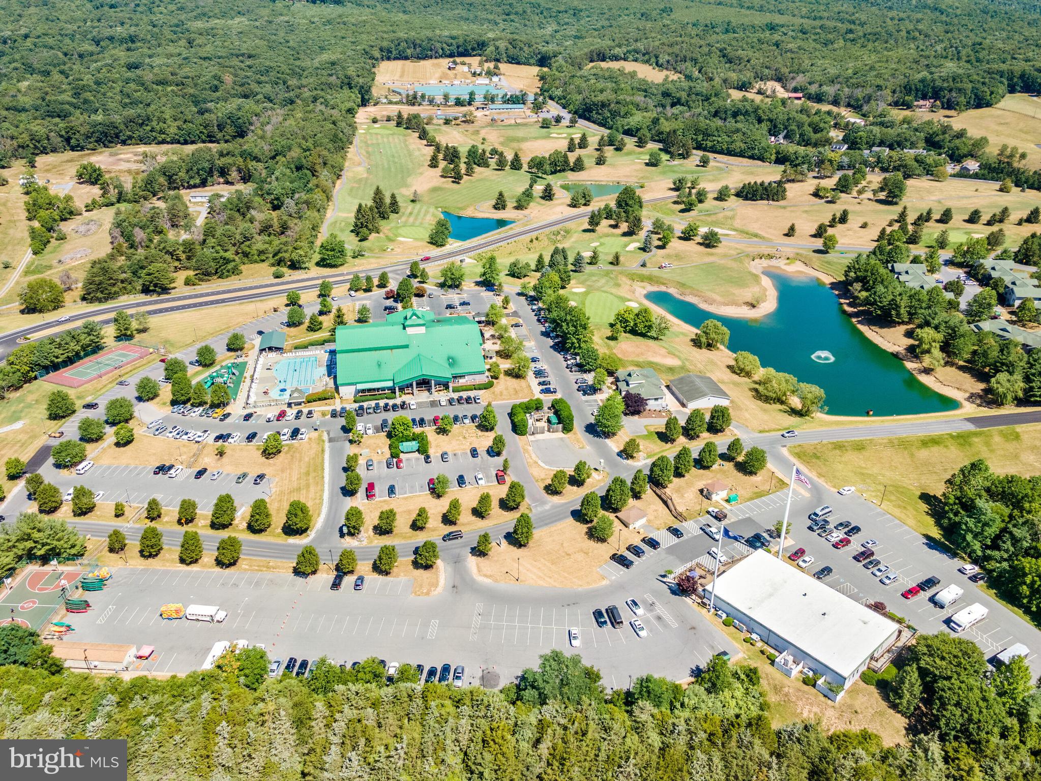 MASSANUTTEN - Residential