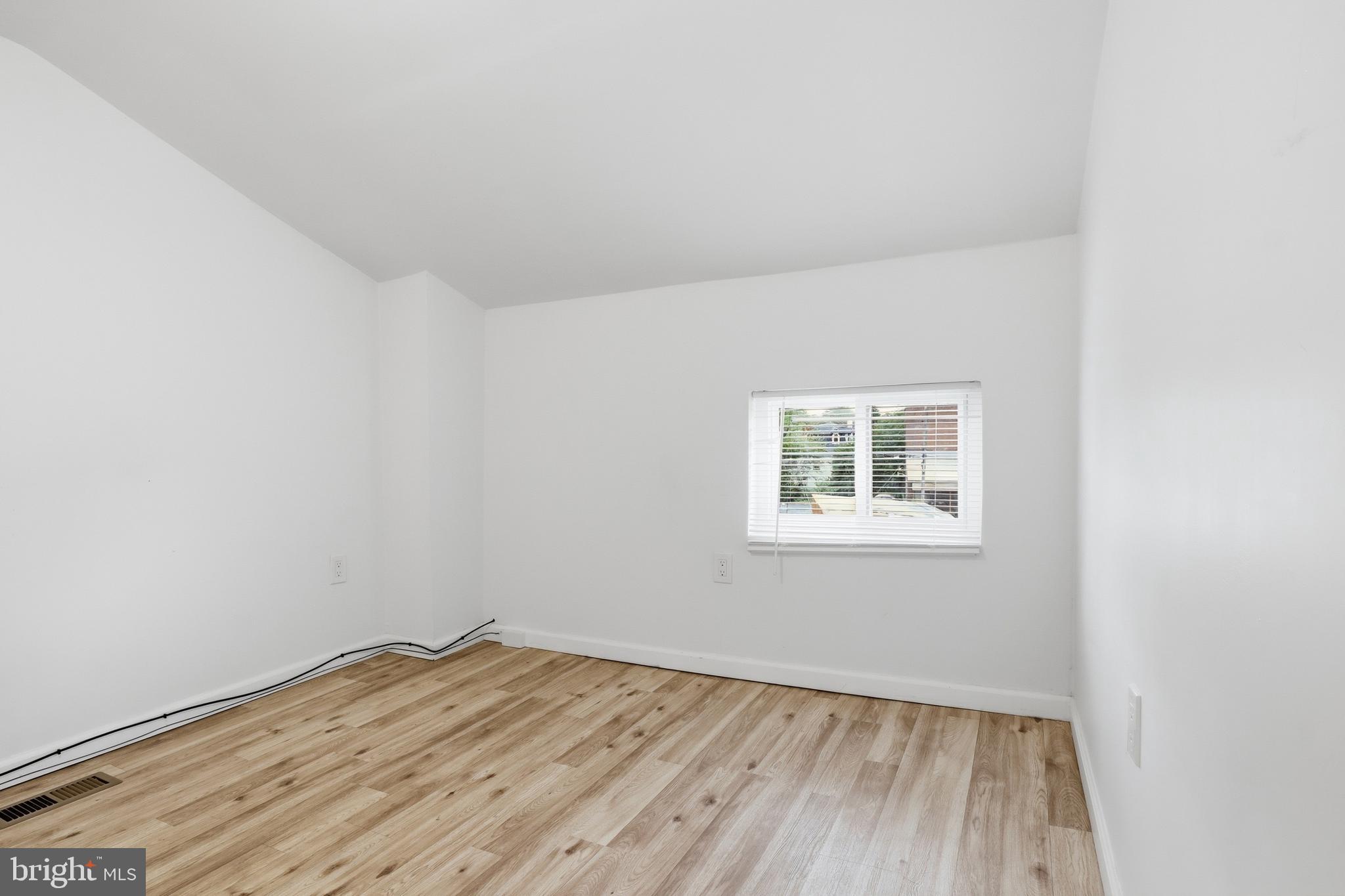 LEBANON CITY - Residential