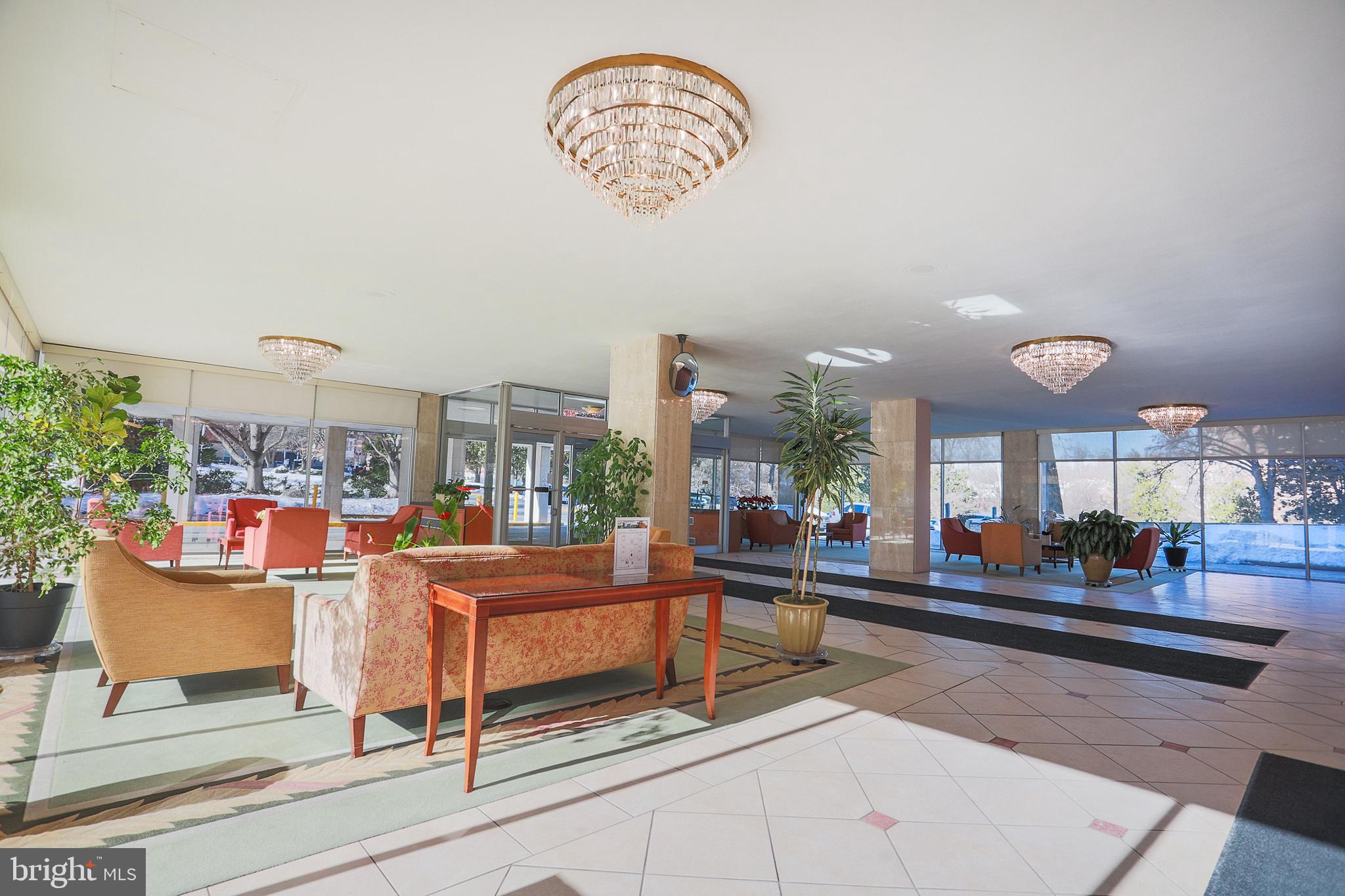 AVALON GROSVENOR TOWER - Residential