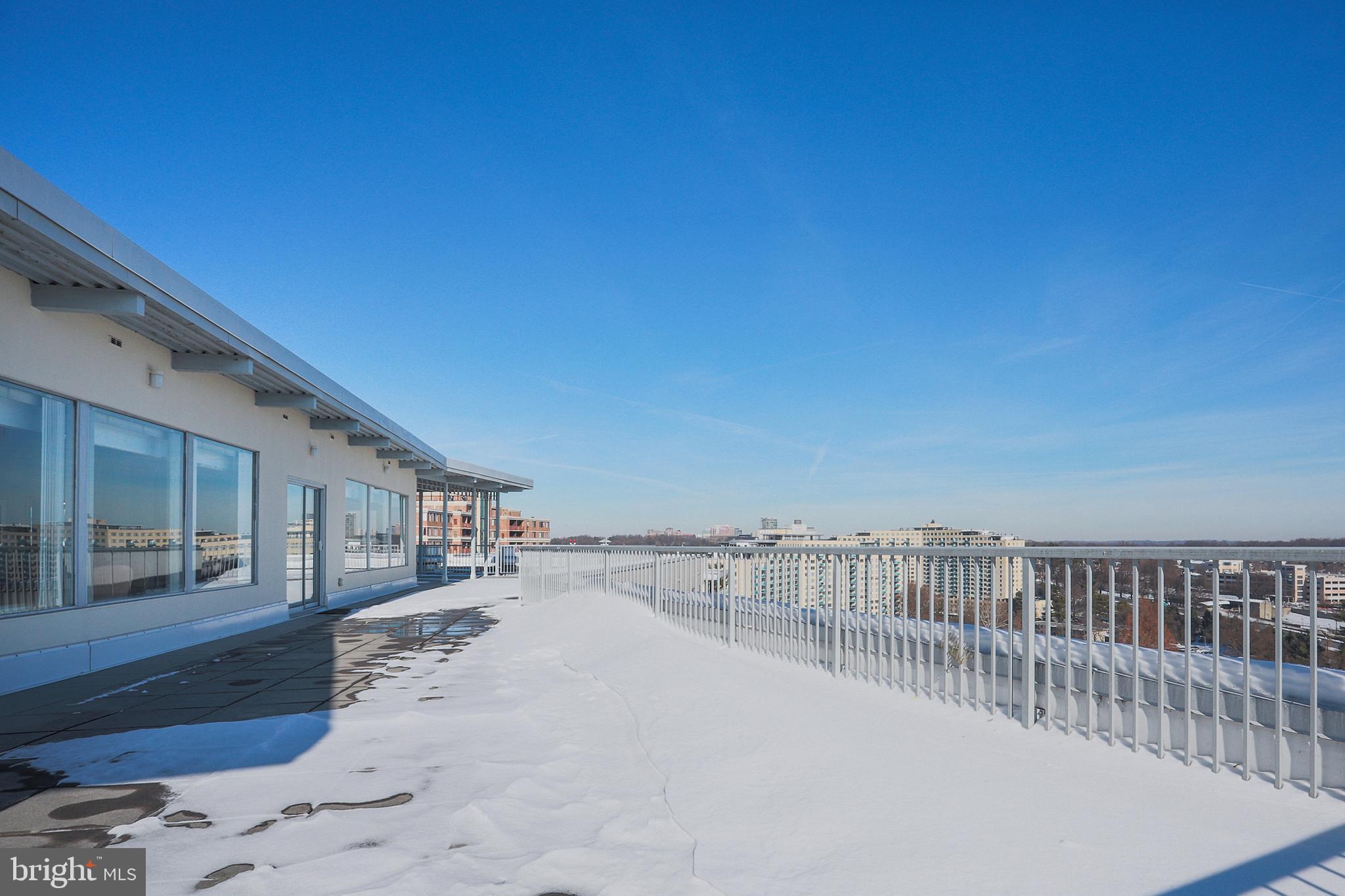 AVALON GROSVENOR TOWER - Residential