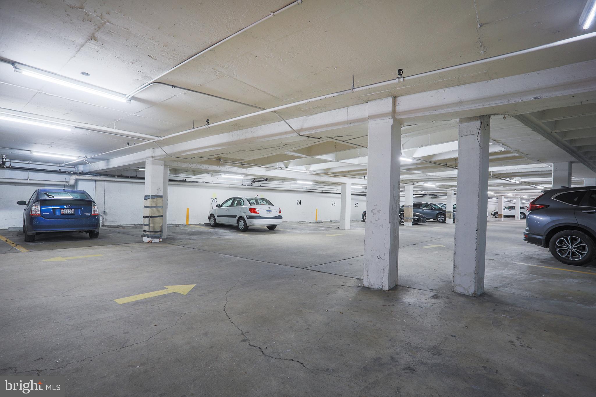 AVALON GROSVENOR TOWER - Residential