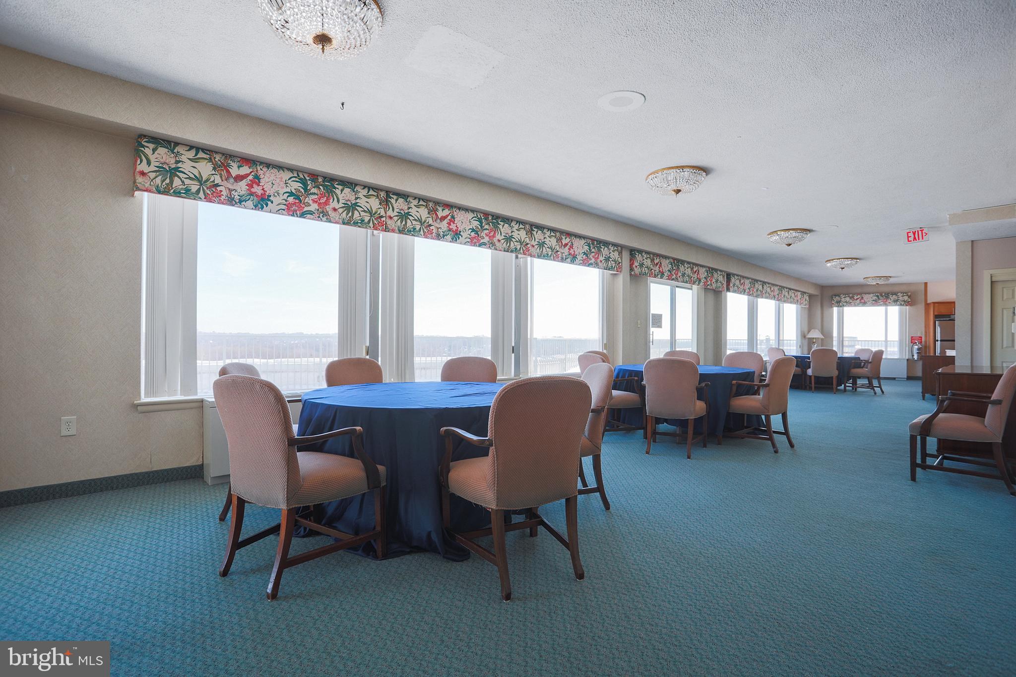 AVALON GROSVENOR TOWER - Residential