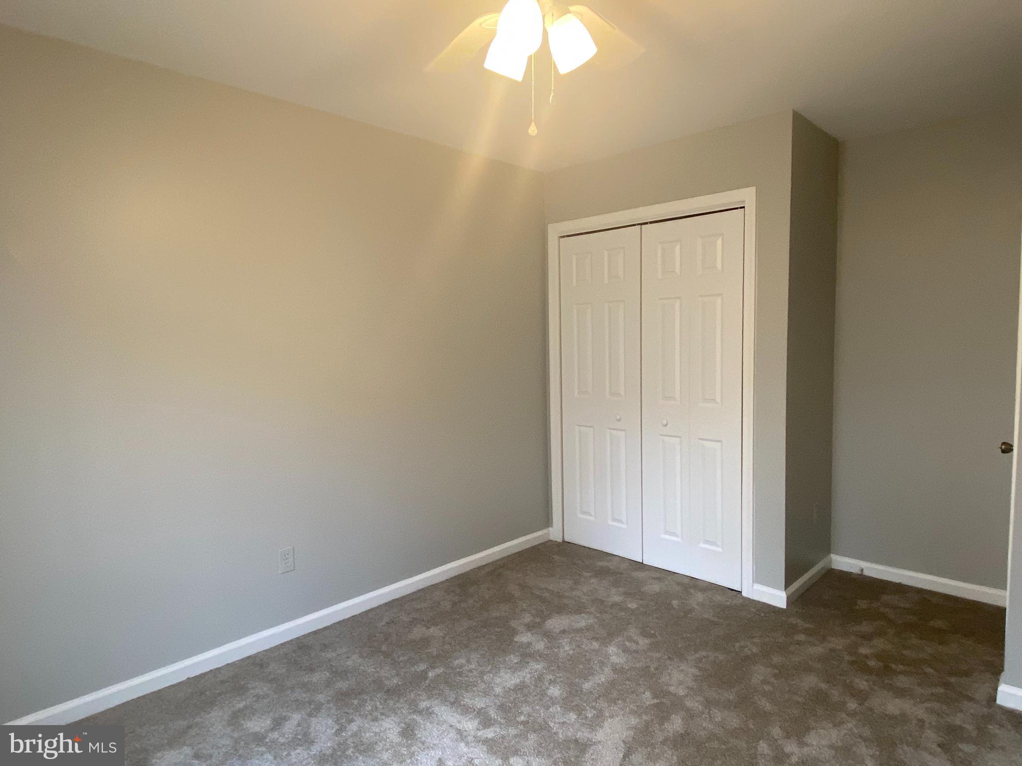 LAKE LAND - Residential Lease