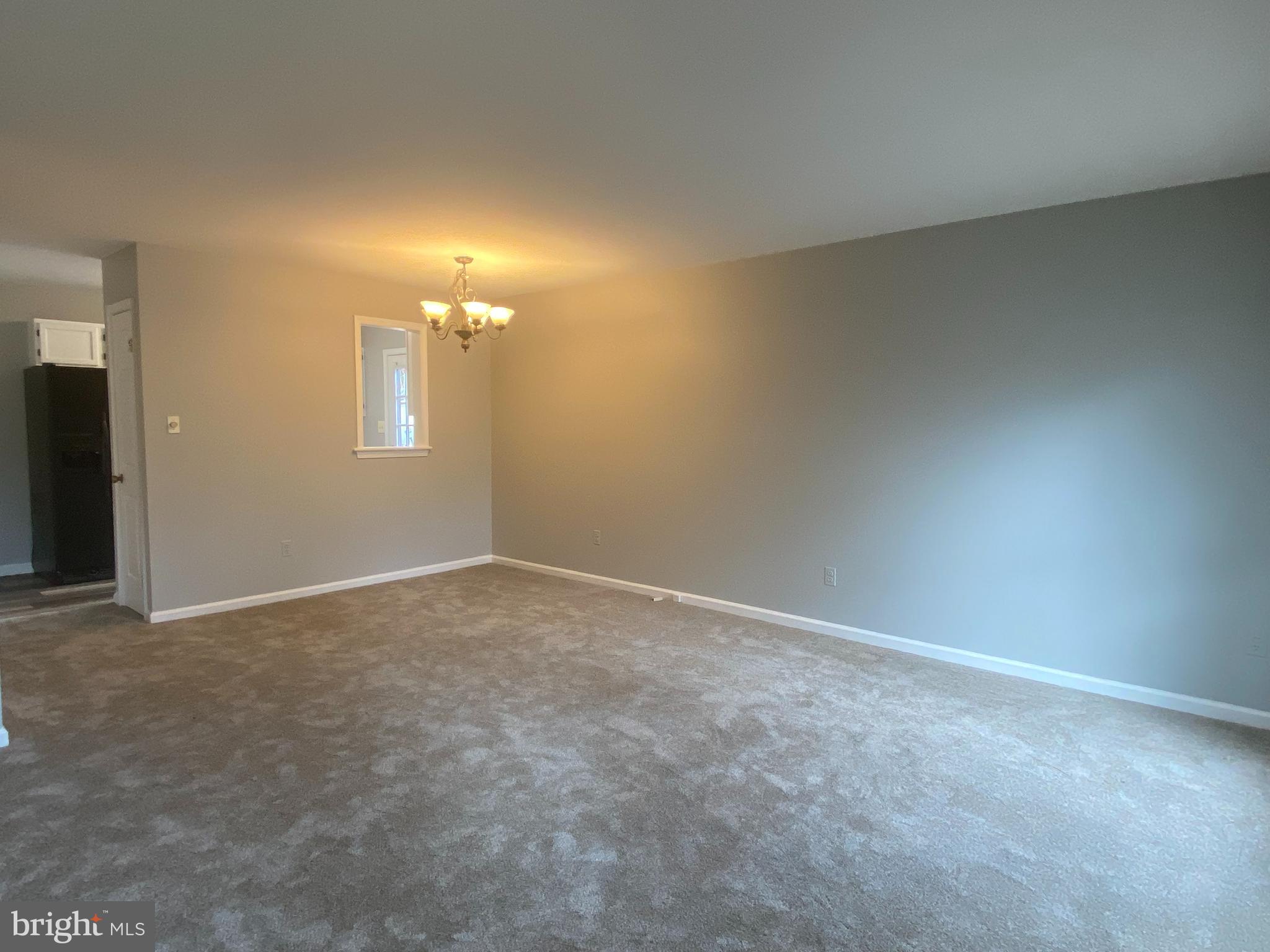 LAKE LAND - Residential Lease