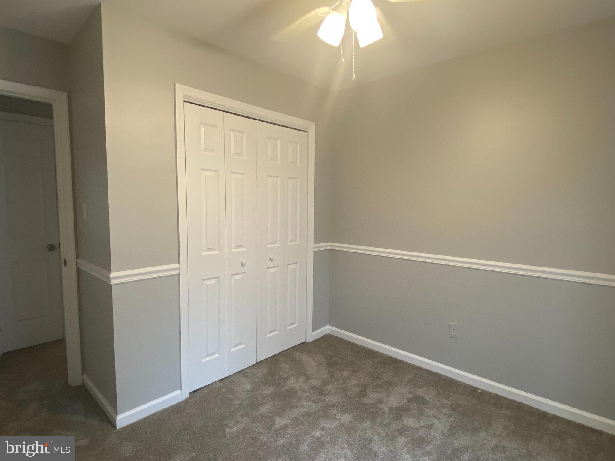 LAKE LAND - Residential Lease