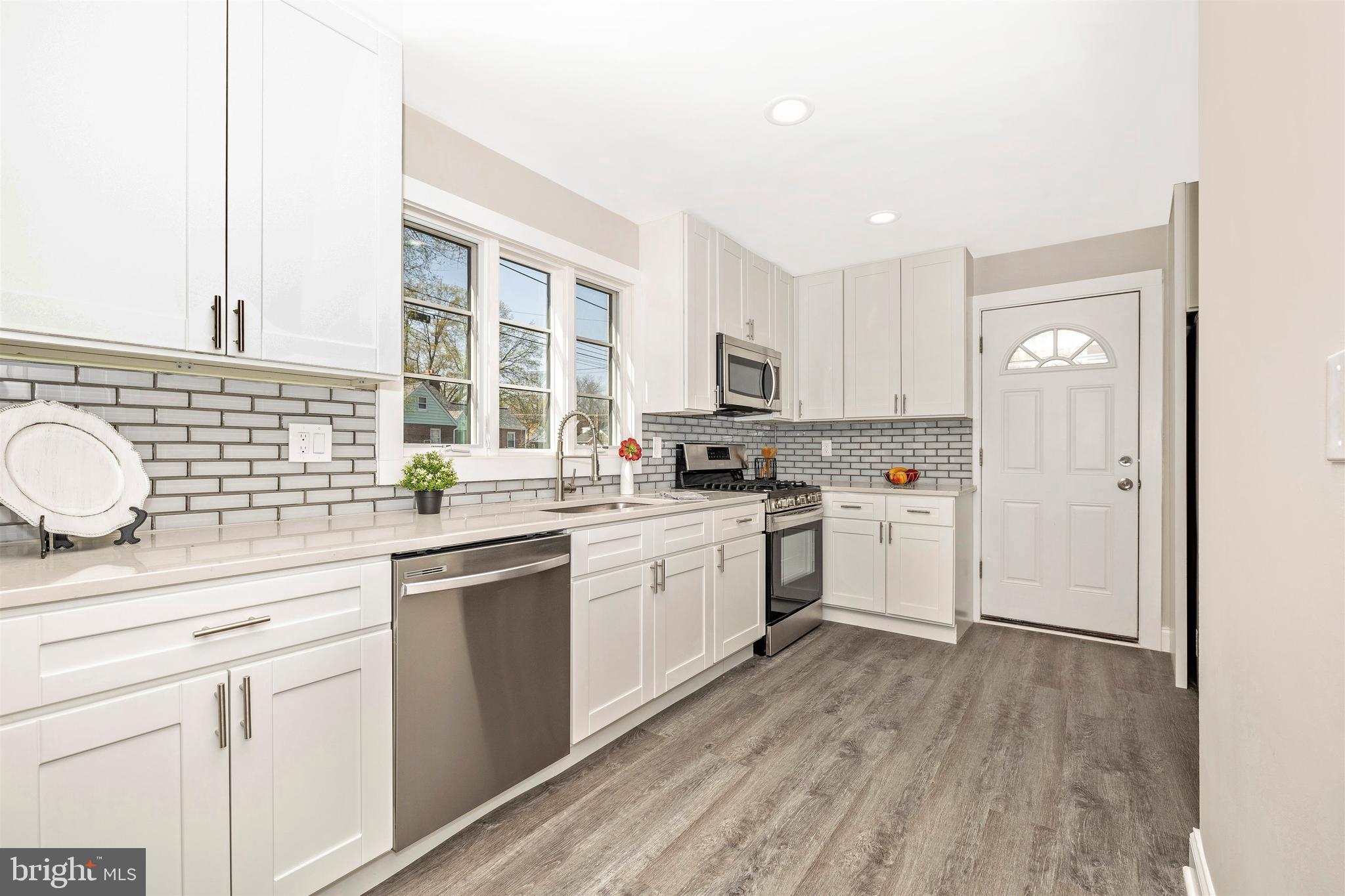 FAIRWAY - Residential