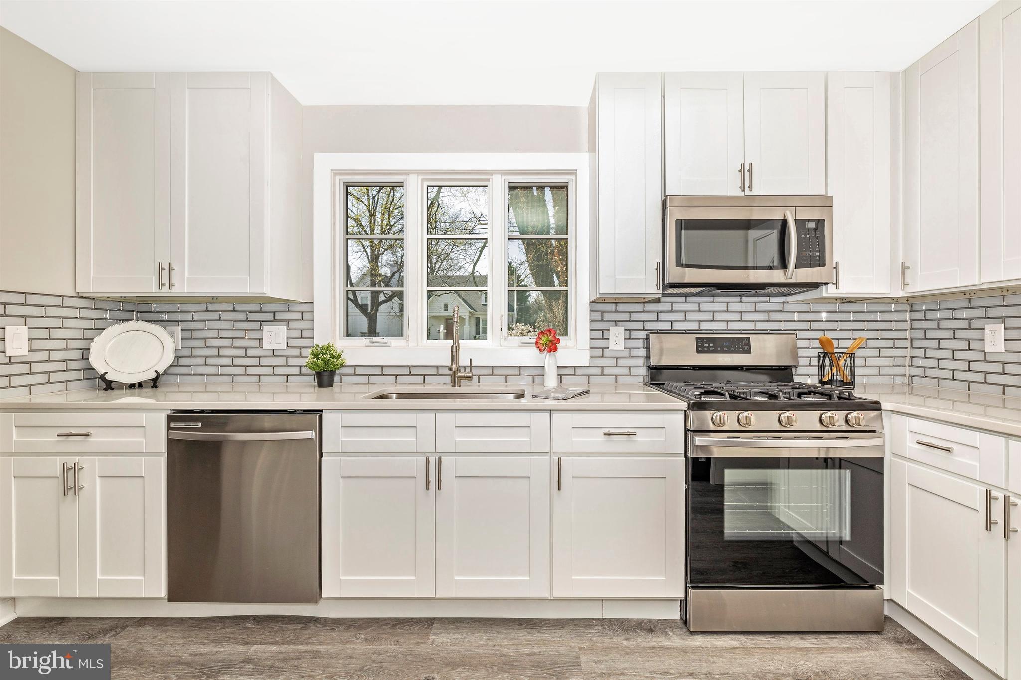 FAIRWAY - Residential