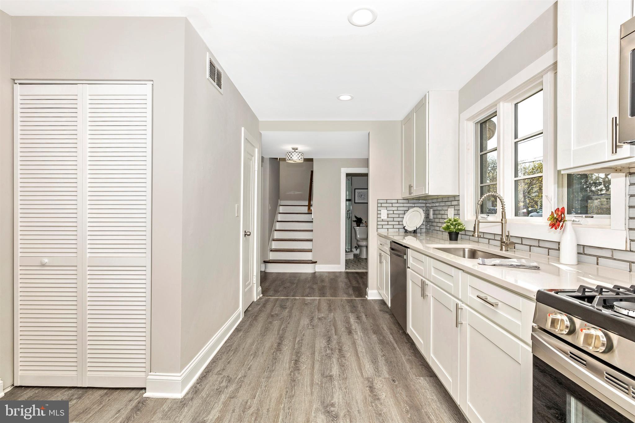 FAIRWAY - Residential