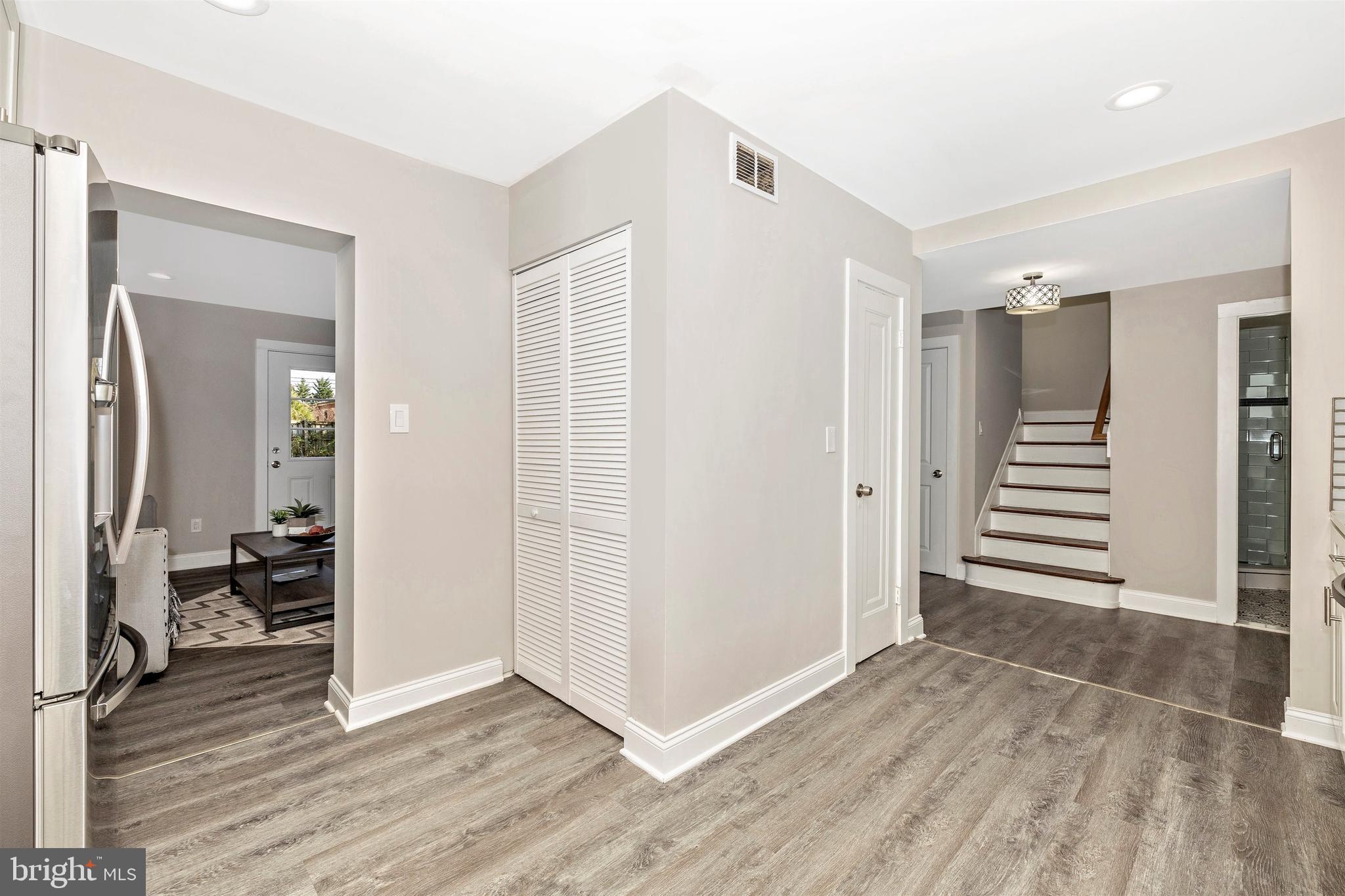 FAIRWAY - Residential