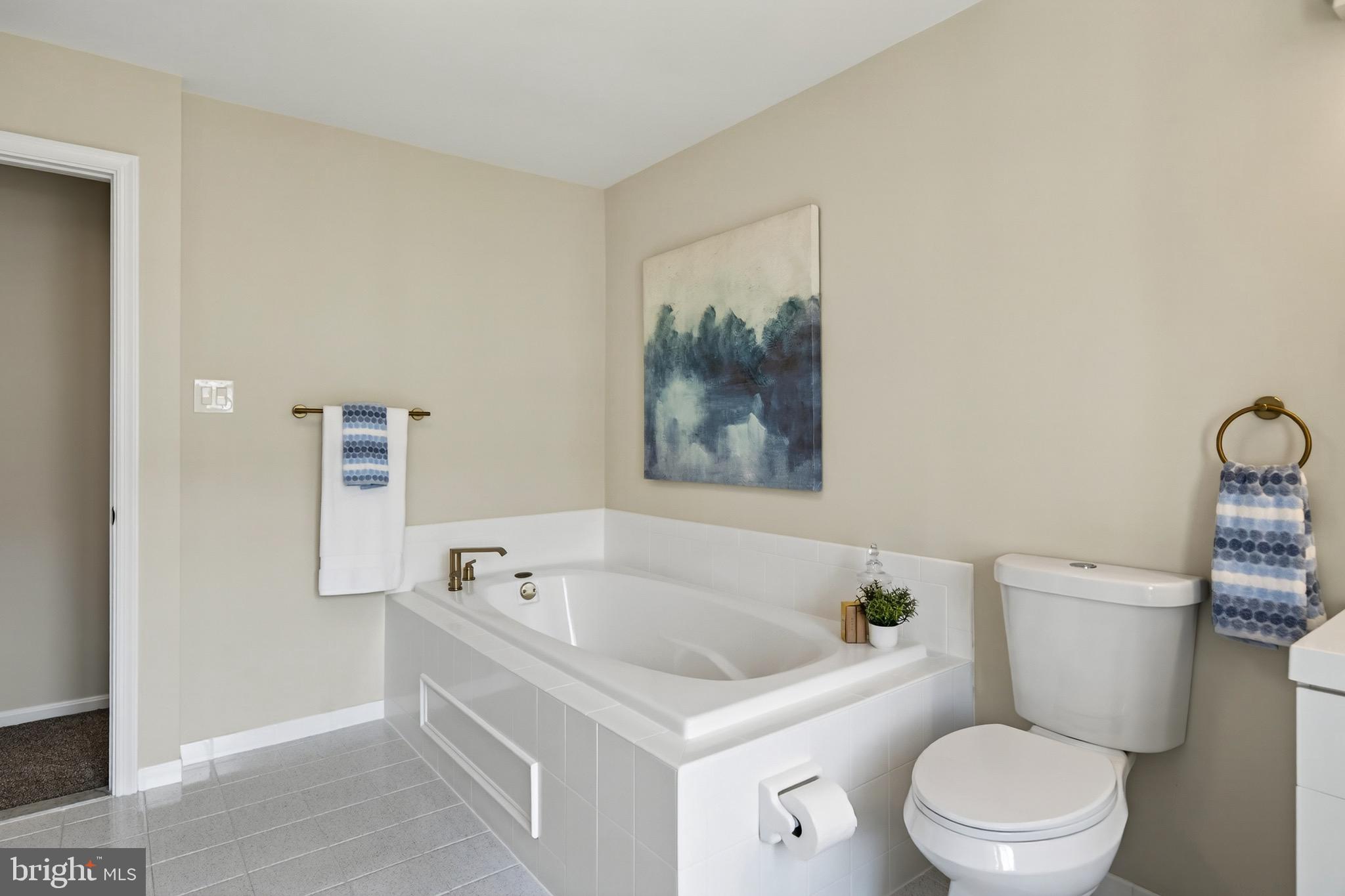 EVIAN - Residential