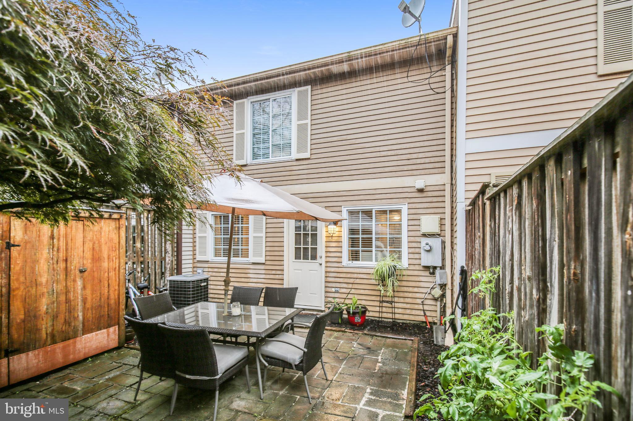 COUNTRYWALK - Residential