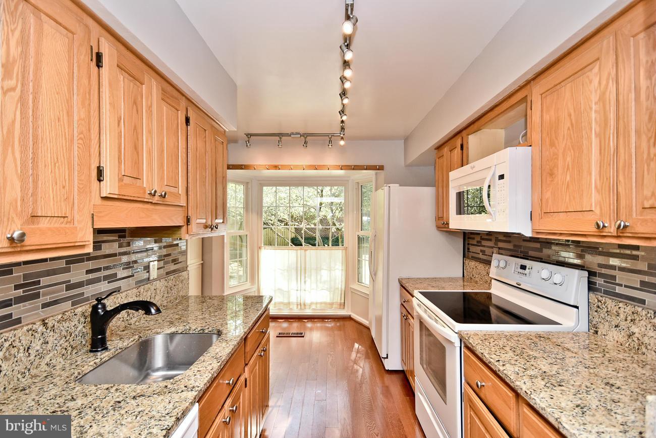 LAKE LOUISE - Residential