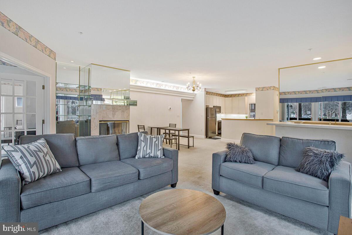 SOLOMONS LANDING - Residential