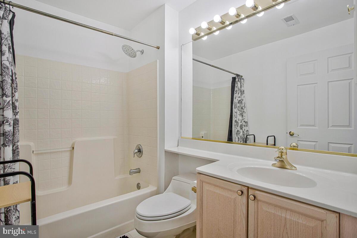 SOLOMONS LANDING - Residential