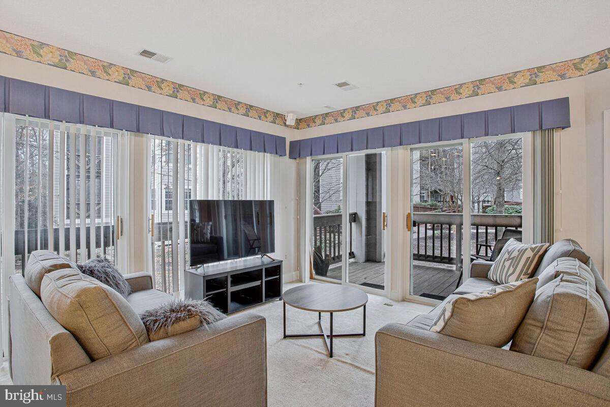 SOLOMONS LANDING - Residential