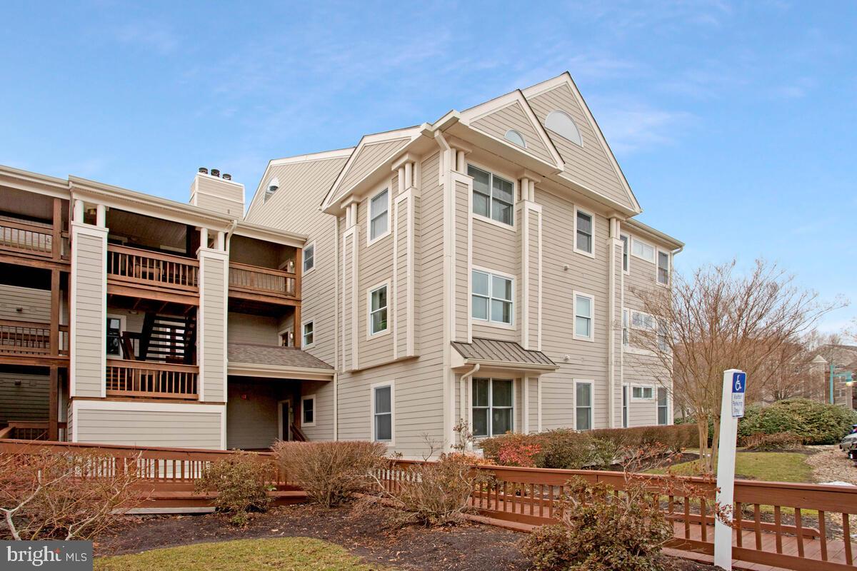 SOLOMONS LANDING - Residential