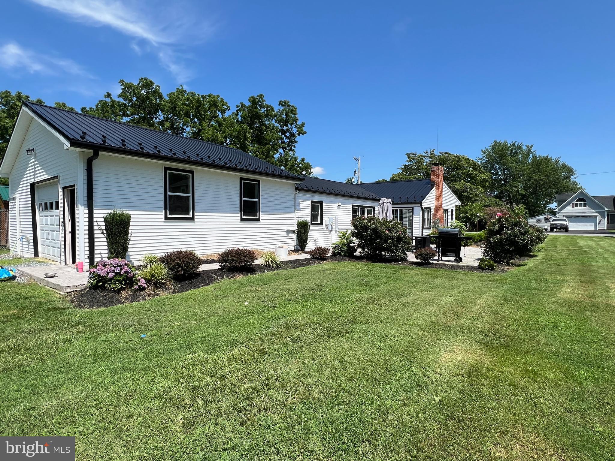 COBB ISLAND - Residential Lease