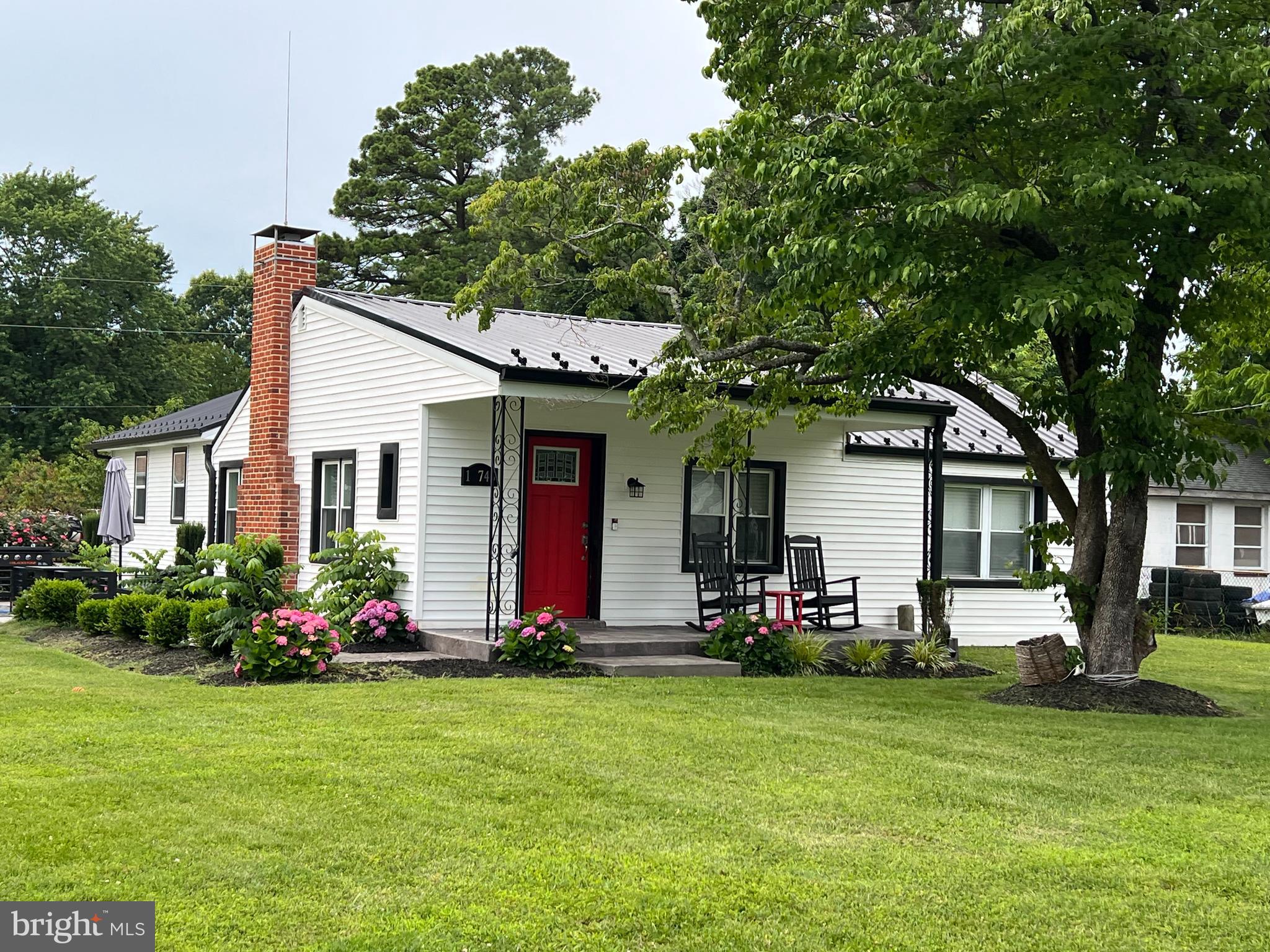 COBB ISLAND - Residential Lease