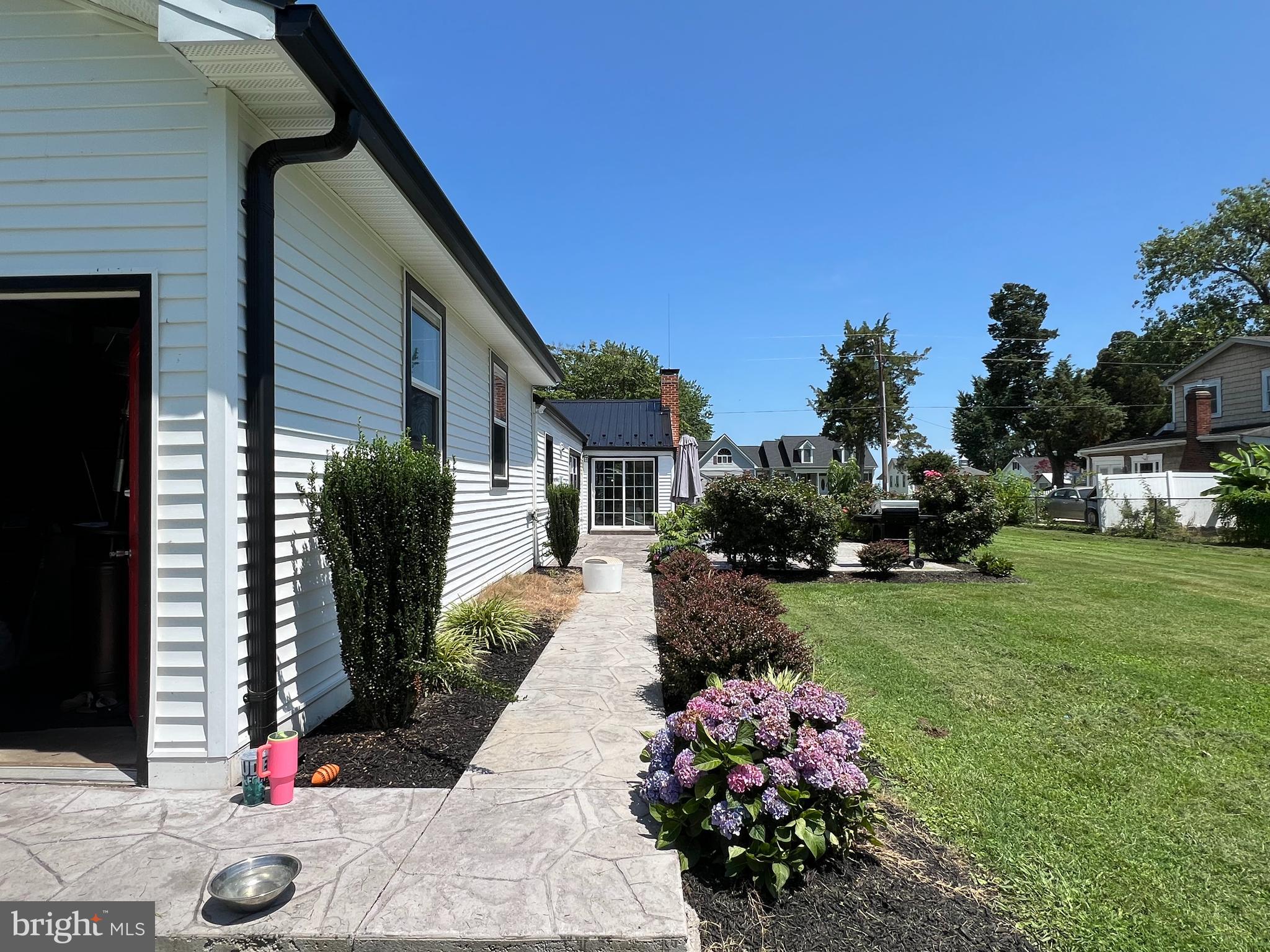 COBB ISLAND - Residential Lease